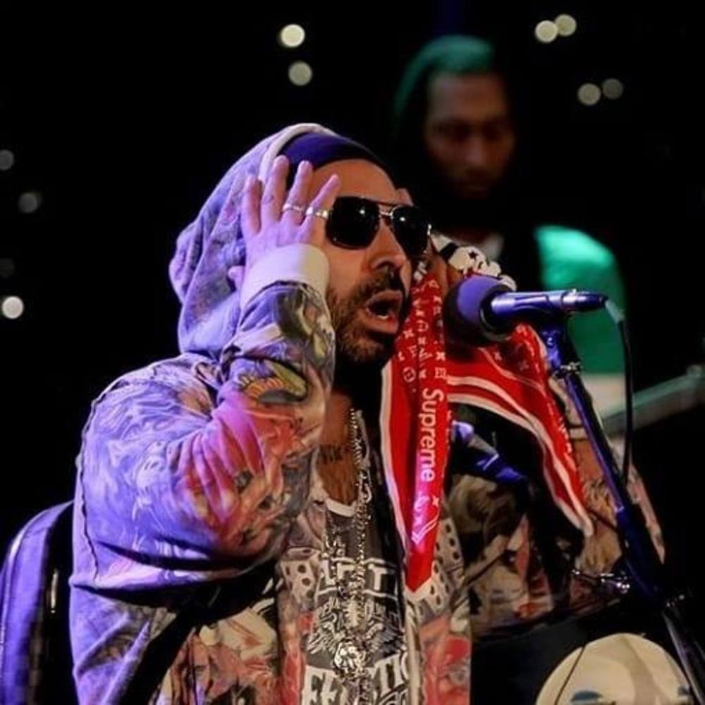 Meet your Posher, Diego